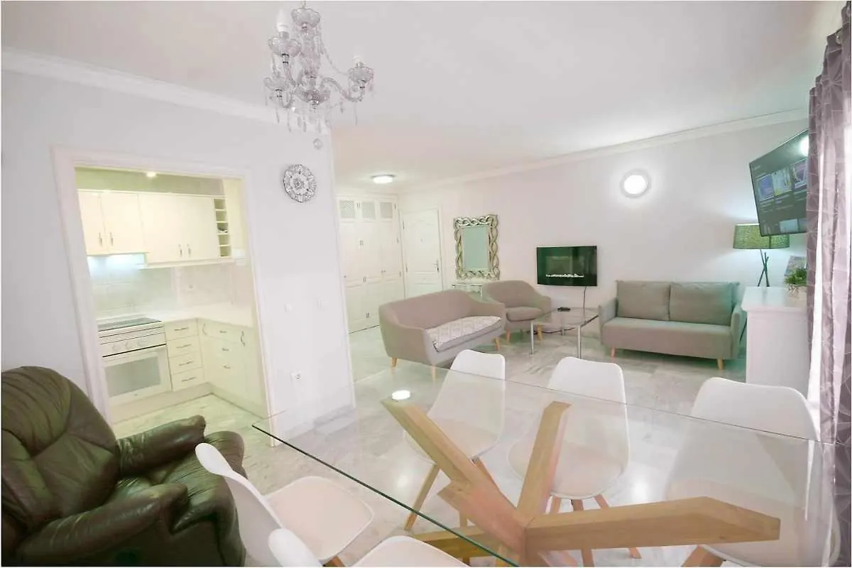 Dinastia D201 By Tenerife Rental & Sales Los Cristianos