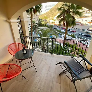 Appartamento Castle Harbour Cristianos Beautiful With Pool View, Los Cristianos (Tenerife)